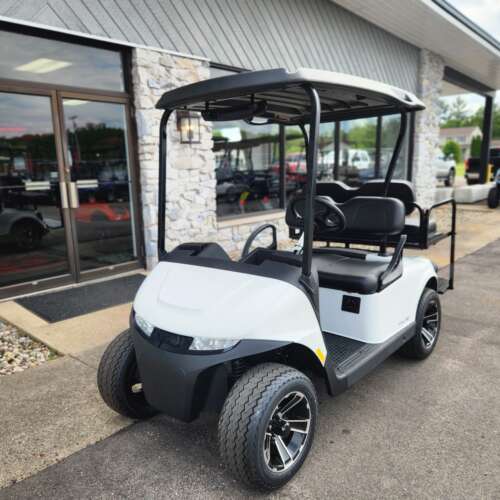 2026 E-Z-GO Valor