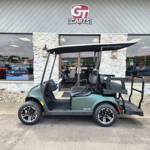 2025 E-Z-GO Valor 4