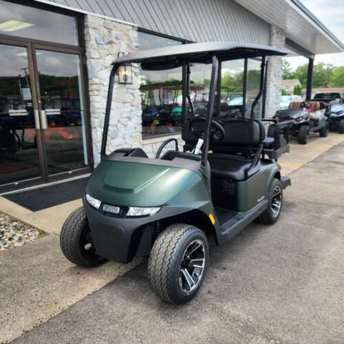 2025 E-Z-GO Valor 4