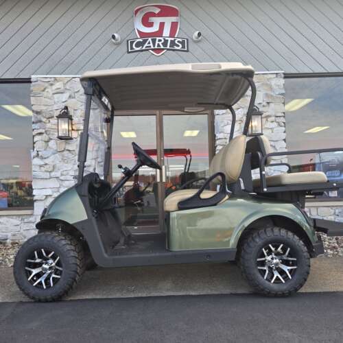 2021 E-Z-GO RXV