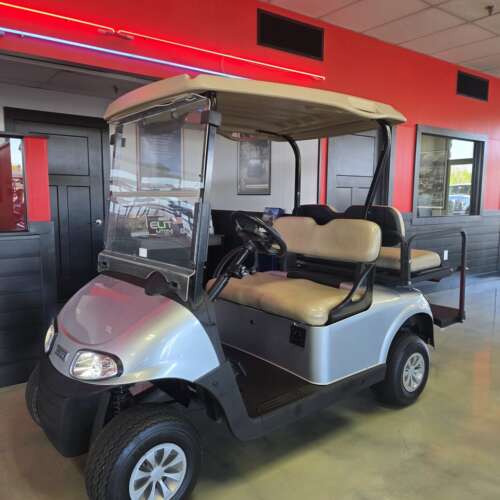 2021 E-Z-GO RXV