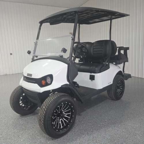 2024 E-Z-GO Express 4
