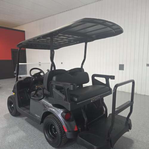 2023 E-Z-GO Valor 4