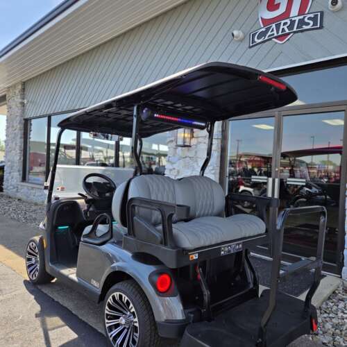 2026 E-Z-GO RXV 4