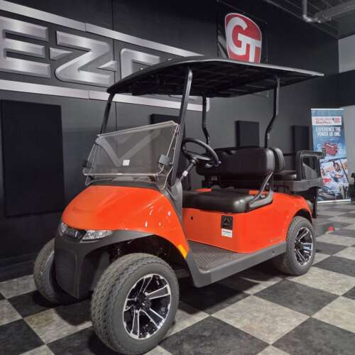 2025 E-Z-GO Valor 4