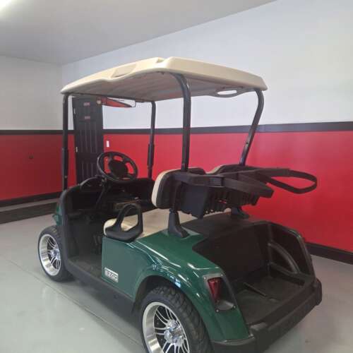 2017 E-Z-GO Freedom RXV