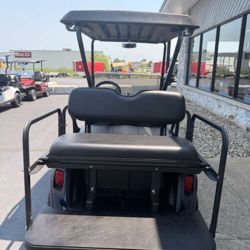 2023 E-Z-GO RXV