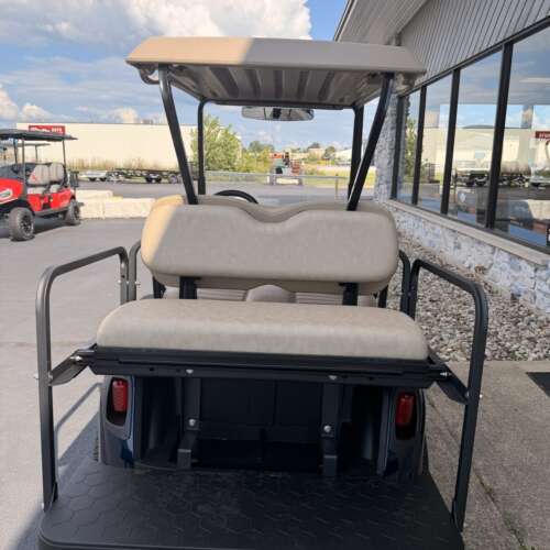 2022 E-Z-GO RXV