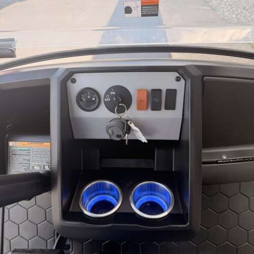 2023 E-Z-GO Express 4