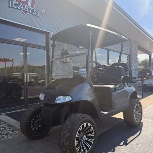 2015 E-Z-GO Freedom RXV