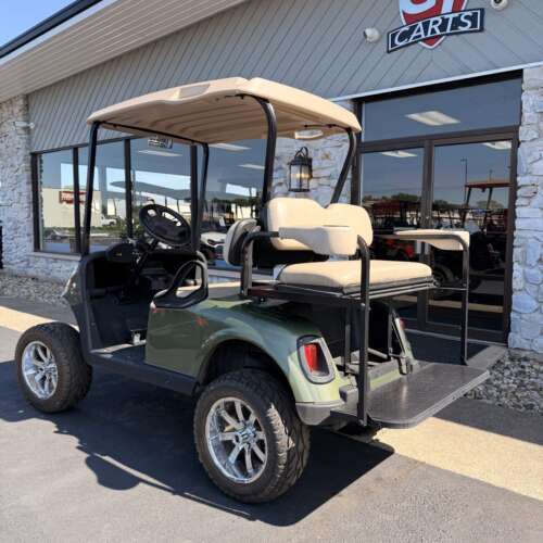 2014 E-Z-GO Freedom RXV