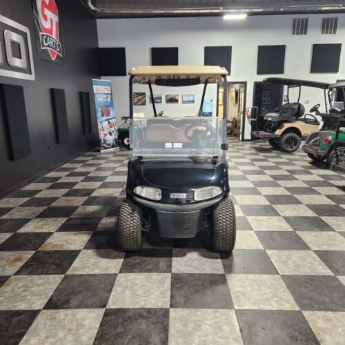 2019 E-Z-GO RXV