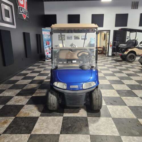 2019 E-Z-GO RXV