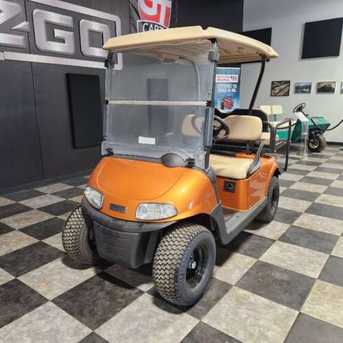 2018 E-Z-GO RXV